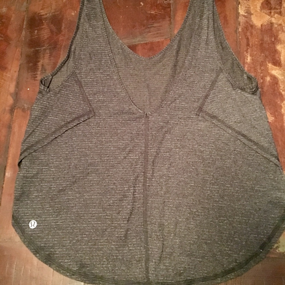 LULULEMON YOGA TANK